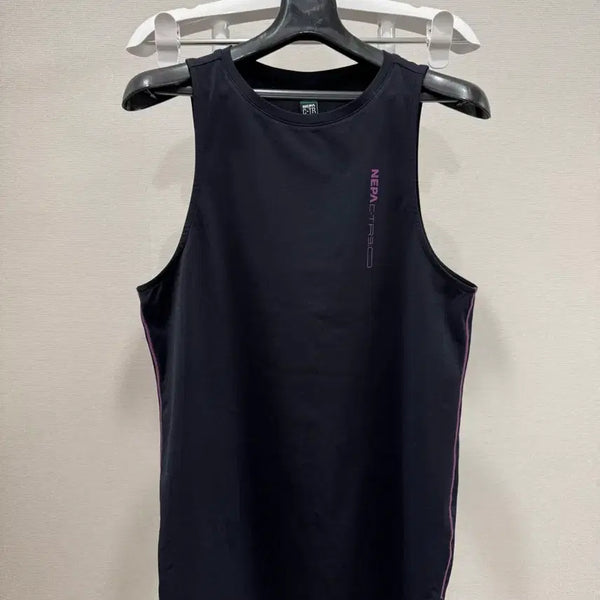 [BUNJANG] Nepa Sleeveless T-Shirt Size S / 네파 민소매 반팔티셔츠 90사이즈