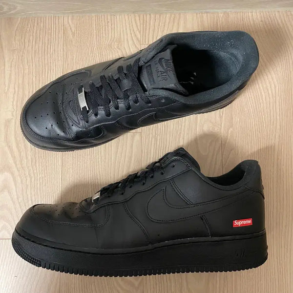 [BUNJANG] Nike x Supreme Air Force 1 Low Black Sneakers / 나이키 x 슈프림 에어포스 1 로우 블랙