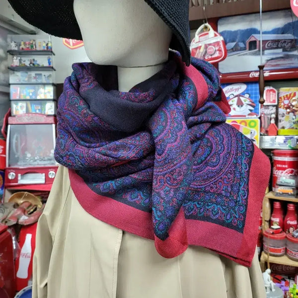 [BUNJANG] Yves Saint Laurent Paisley Jacquard Wool 100% Large Shawl Scarf / YSL 입생로랑 페이즐리 빅사이즈 울100 까레스카프 숄머플러 A009