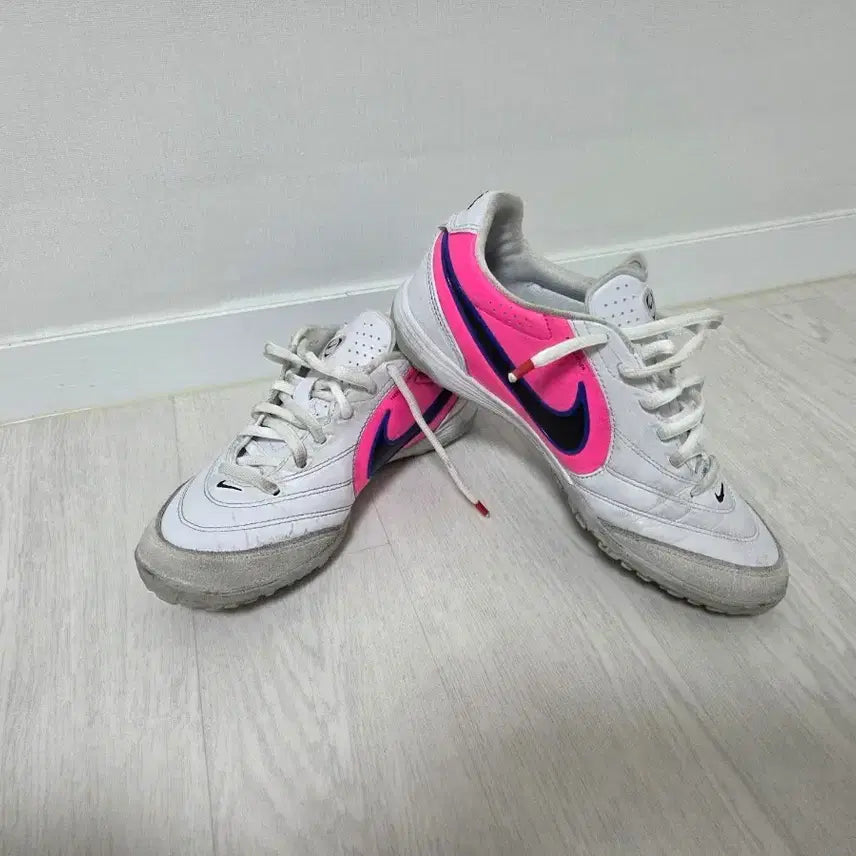 [BUNJANG] Nike Tiempo Legend Pro TF Soccer Cleats / 나이키 티엠포 리게라 프로 TF (255)