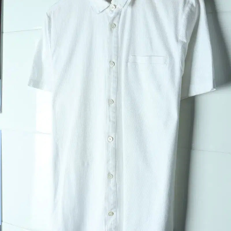 [BUNJANG] Hugo Boss White Plain Short Sleeve Shirt (Size M) / (M) 휴고보스 반팔셔츠 남방 수선 무지 화이트 놈코오-H34427