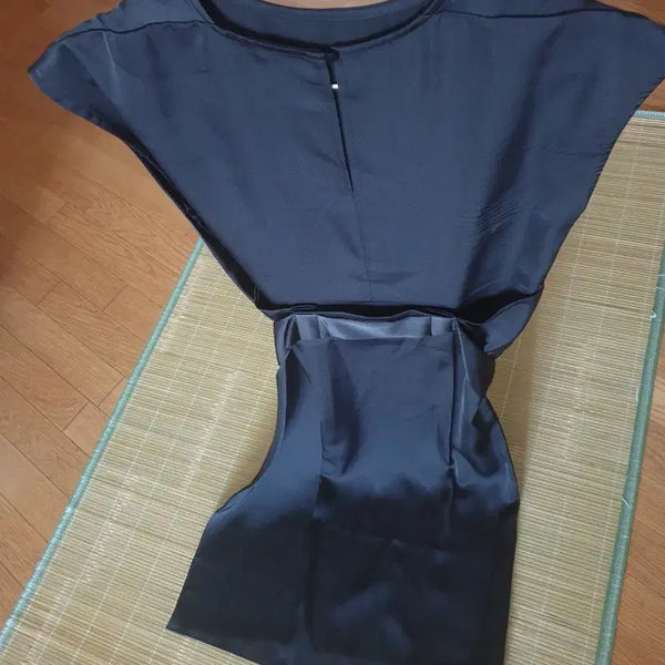 [BUNJANG] Endorphin.oh Black Belted Dress / Endorphin.oh 블랙 벨트 원피스