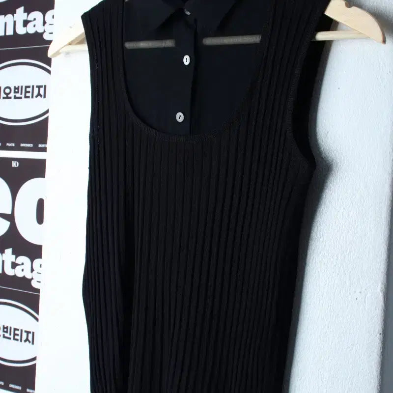 [BUNJANG] W(F) Time Short Sleeve Collar T-shirt, Minssom / W(F) 타임 반팔 카라 티셔츠 한섬 민소매 니트 블랙 놈코어-H3444