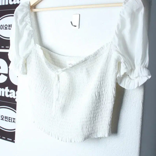 [BUNJANG] W(S-M) Wilfred Wide Neck Ribbed Half Sleeve T-Shirt White / W(S-M) 윌프레드 반팔 티셔츠 와이드넥 화이트 골지-H34457
