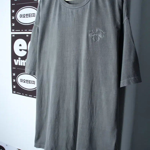 [BUNJANG] NBA Graphic Print Short Sleeve T-Shirt XL-2XL / (XL-2XL) NBA 엔비에이 반팔 티셔츠 빅사이즈 우승-H34463