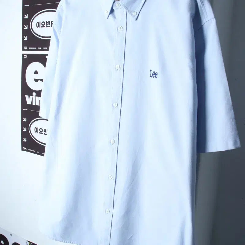 [BUNJANG] Levi's Oxford Short-Sleeve Shirt (XL-2XL) Light Blue / (XL-2XL) 리 반팔셔츠 남방 빅사이즈 옥스퍼드 연블루-H34472