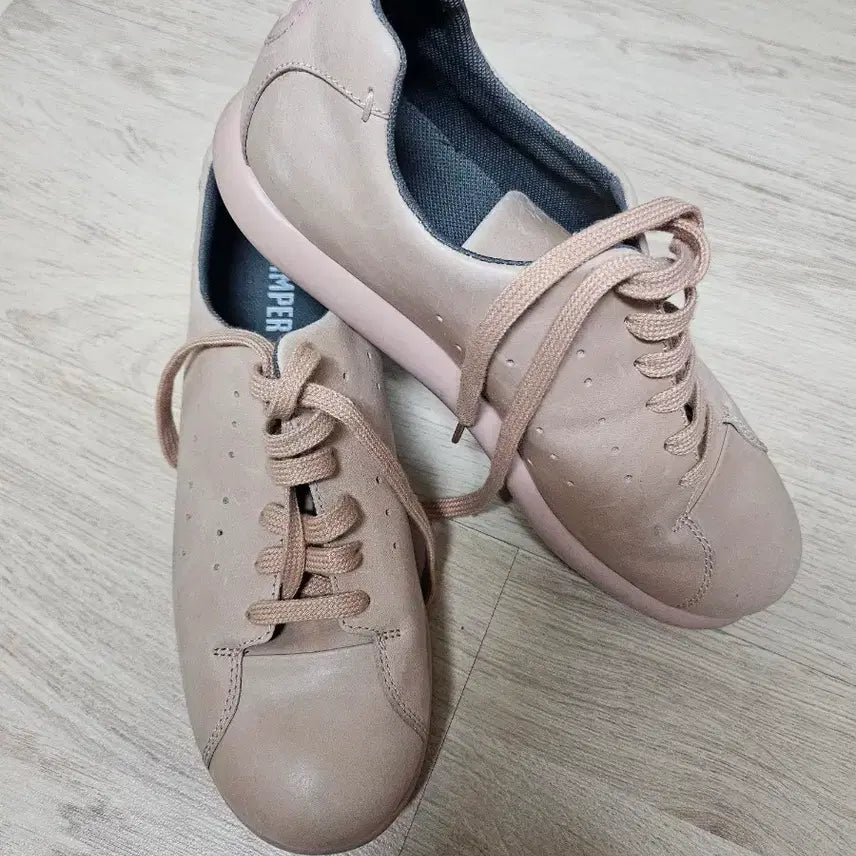 [BUNJANG] Camper Women's Beige Leather Flats / 캠퍼 슈즈 베이지색