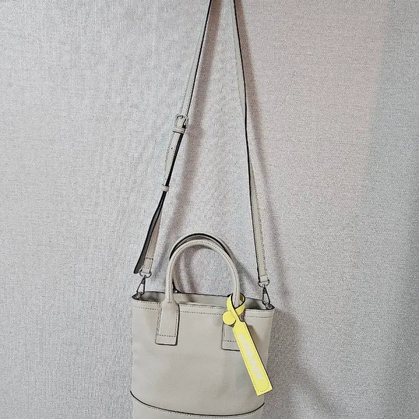 [BUNJANG] Joseph & Stacey Bag Ivory Yellow Charm Tote Crossbody Bag / 조셉앤스테이시 백 아이보리 옐로우 참
