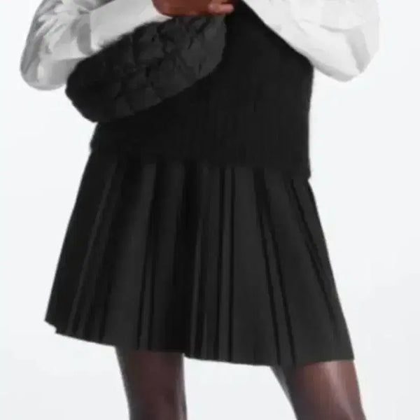 [BUNJANG] COS Wool Blend Pleated Mini Skirt / COS 코스 울 블렌드 플리츠 미니 스커트