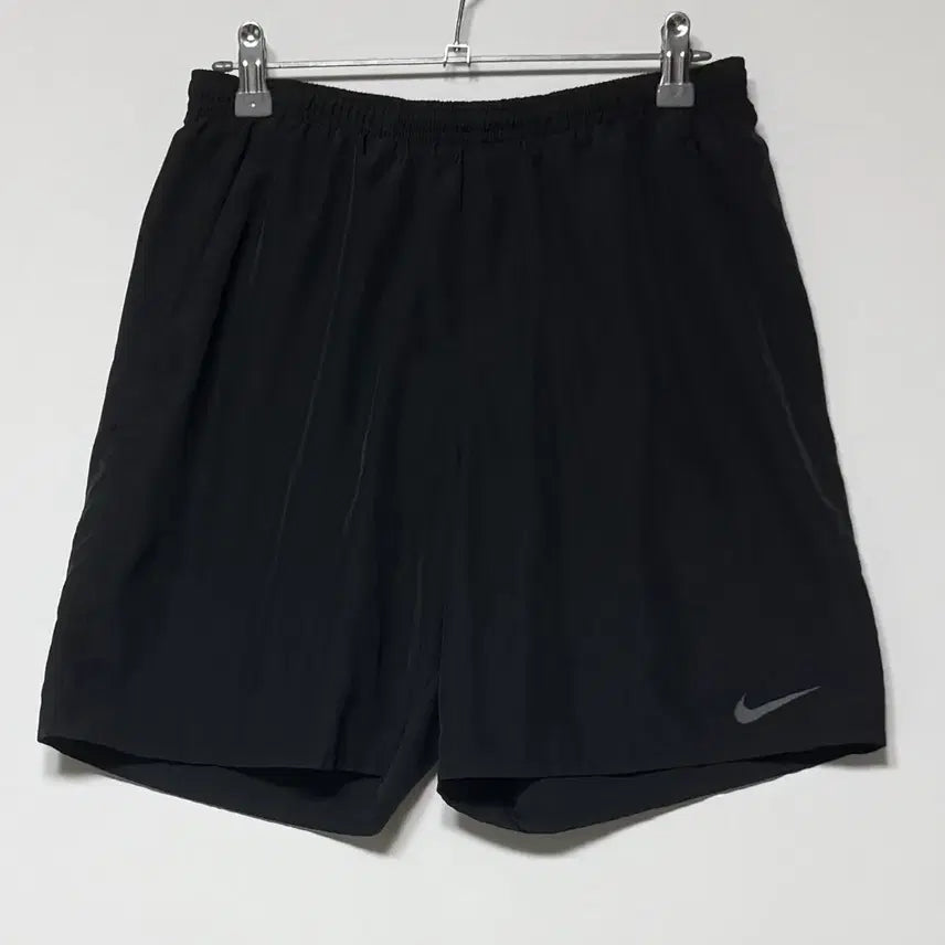 [BUNJANG] Nike Black Shorts / 나이키 검정색 반바지