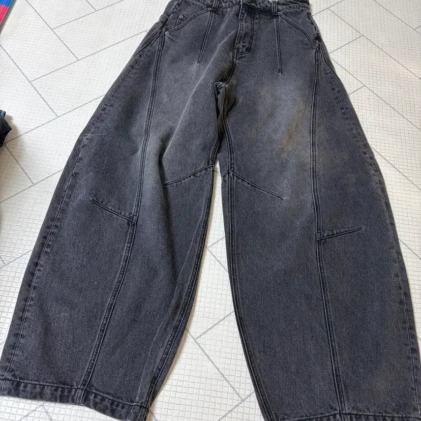 [BUNJANG] Begin202 Bind Line Curved Pants Sample / 비긴202 바인드 라인 커브드 팬츠 샘플