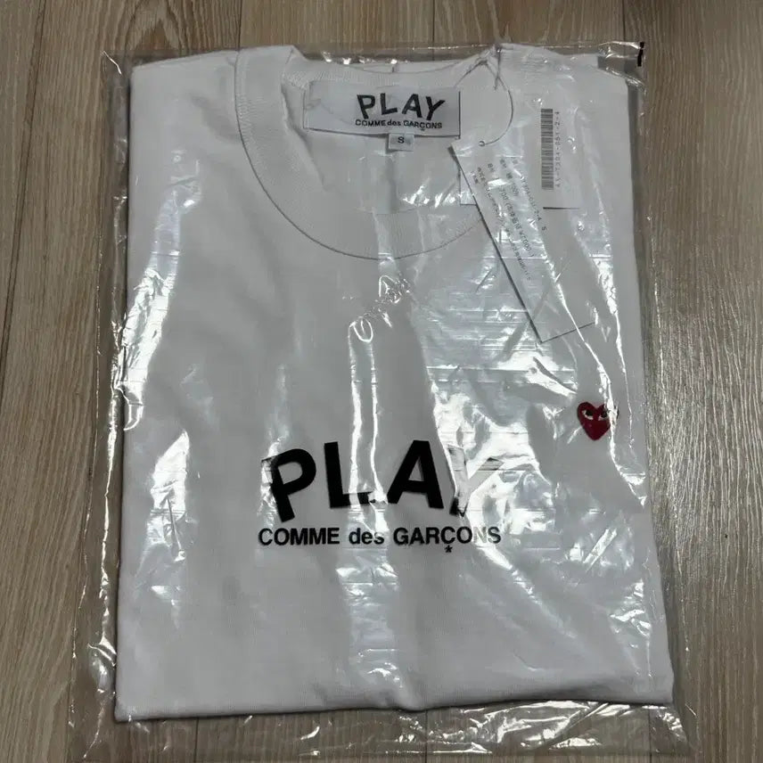 [BUNJANG] Comme des Garçons Red Patch Small Logo Short Sleeve T-Shirt / 꼼데가르송 레드패치 스몰 로고 반팔 새상품