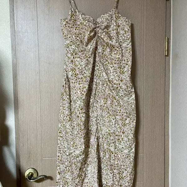[BUNJANG] Flower Shirring Sleeveless Long Dress / 플라워 셔링 나시 롱 원피스