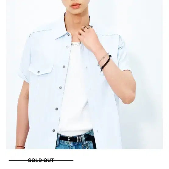 [BUNJANG] Allene Pintuck Structured Flap Shirt Light Blue 2 / 알렌느 핀턱 스트럭쳐드 플랩 셔츠 라이트 블루 2