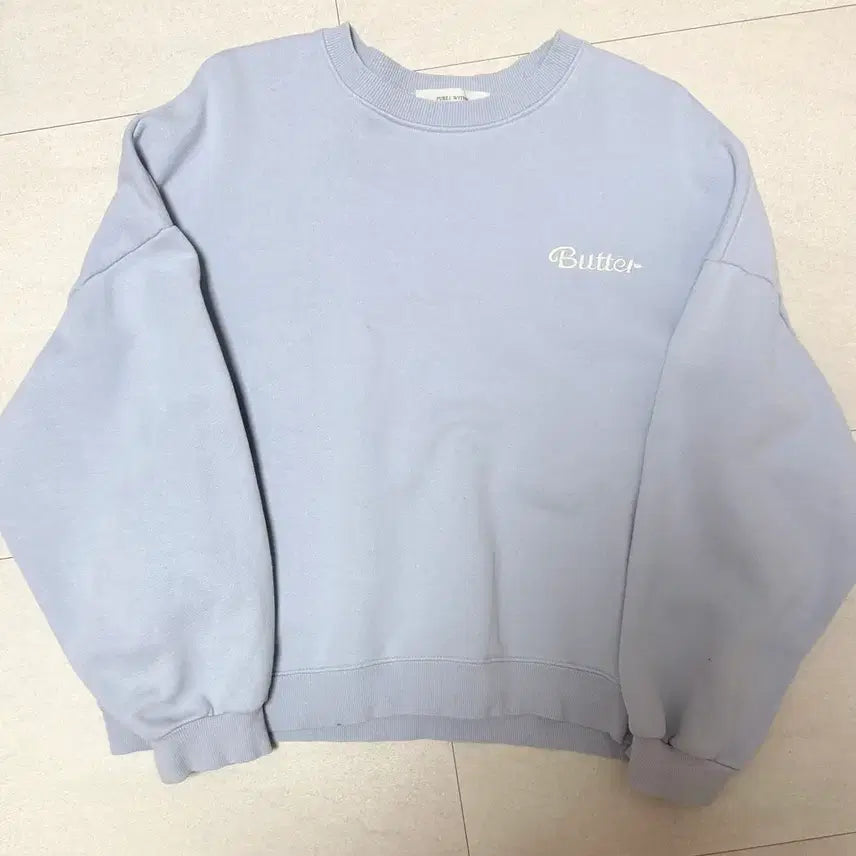 [BUNJANG] Sky Blue Oversized Sweatshirt / 하늘색 맨투맨 오버핏