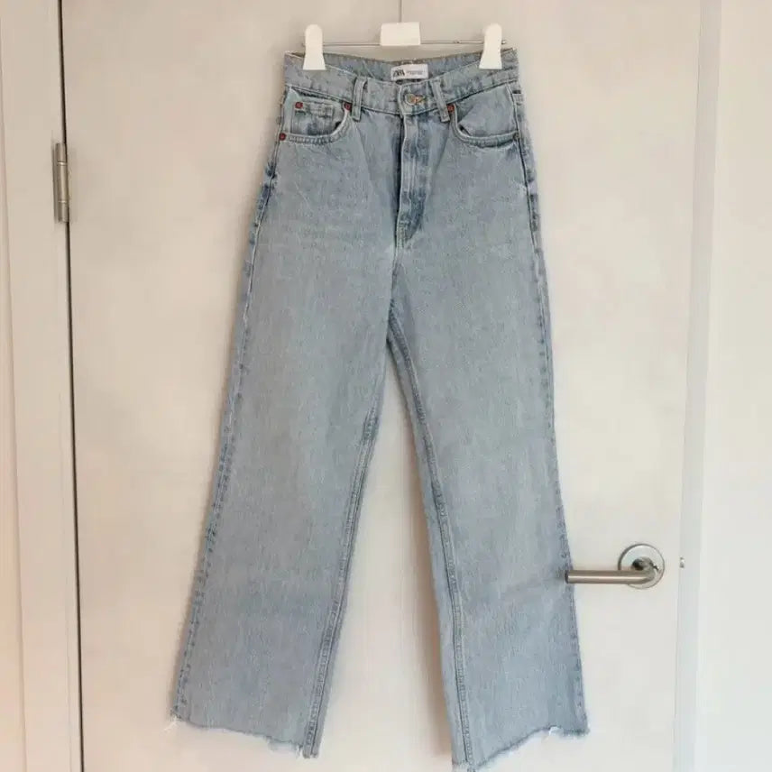 [BUNJANG] Zara High-Rise Light Wash Denim Jeans / 자라 하이라이즈 연청 데님 34 (24)