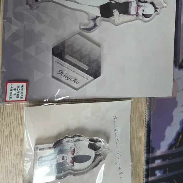 [BUNJANG] Kayoko Acrylic Stand & Mini Figure Lucky Charm Bundle Set / 카요코 아크릴 스탠드, 미니 피규어, 럭키챰