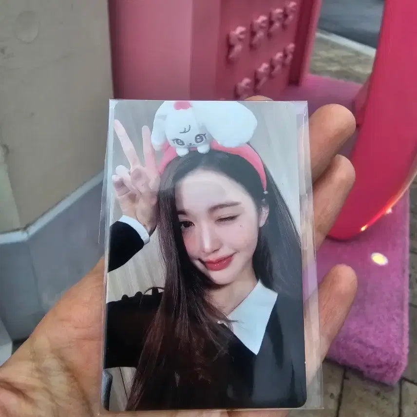 [BUNJANG] IVE Everland Exclusive Yujin Rabbit Headband Photocard / 아이브 에버랜드 7만특전 원영 장원영