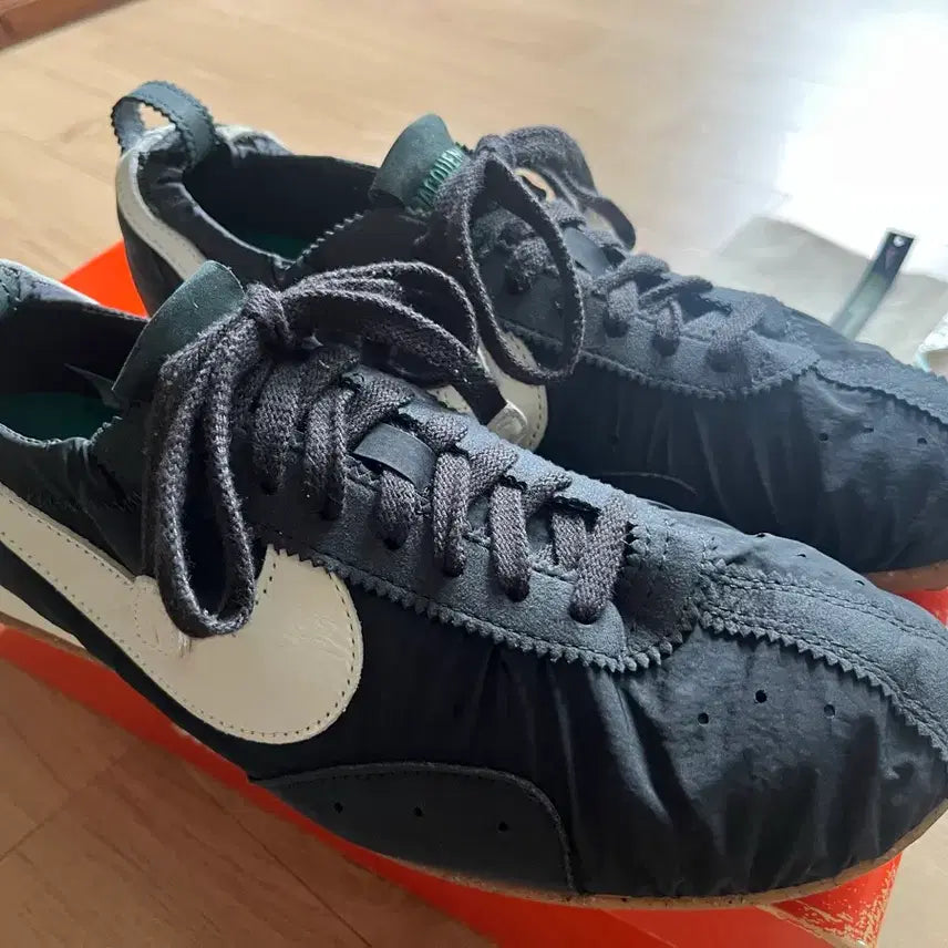 [BUNJANG] Nike x Jacquemus Air Humara "Black White" Sneakers (Size 290) / 나이키 X 자크뮈스 문슈즈 콜라보 290