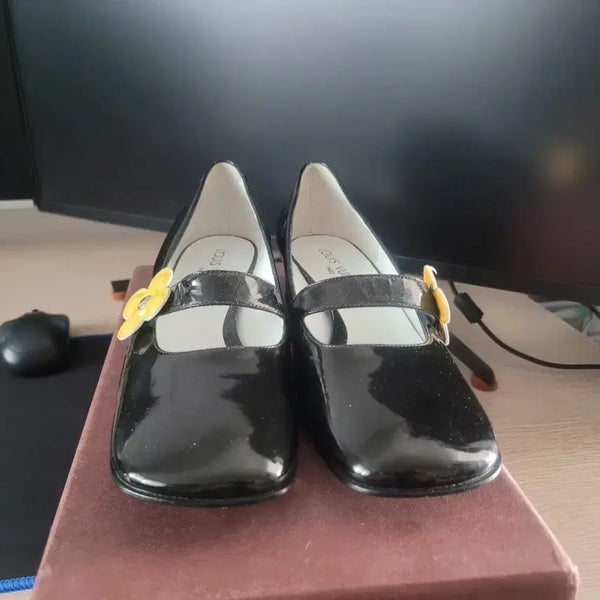 [BUNJANG] Louis Vuitton Black Patent Flower Embellished Mary Jane Shoes / 루이비통 1회 착용 블랙 페이던트 꽃 장식 메리제인 슈즈