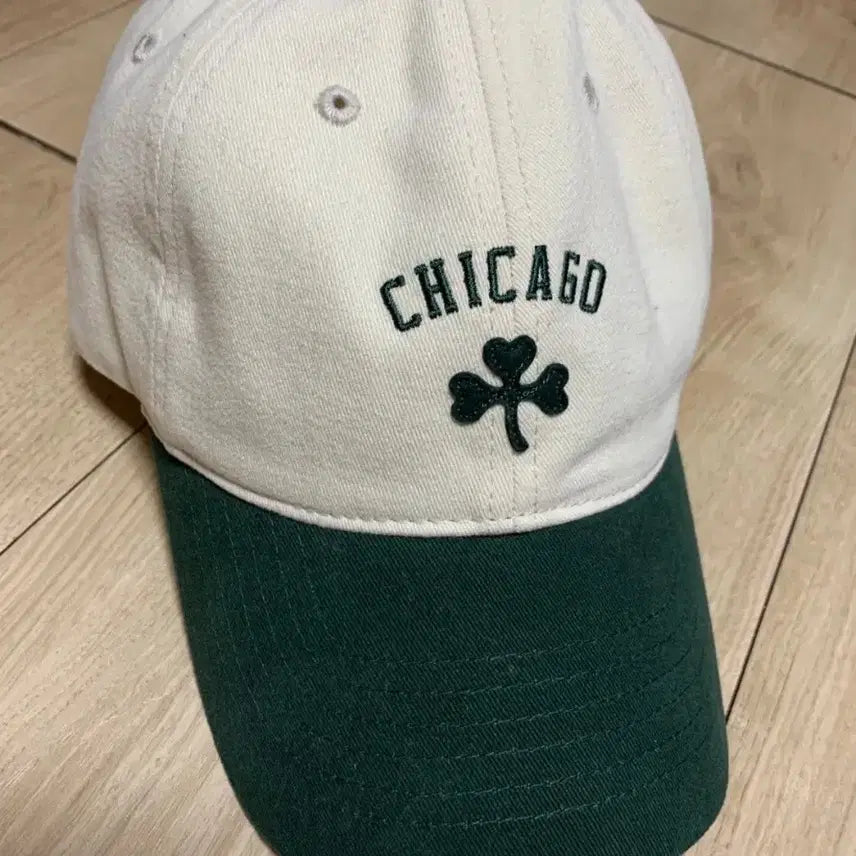 [BUNJANG] Ebbets Field Chicago Cubs Clover Ball Cap (Ivory/Dark Green) / Ebbets Field 시카고 볼캡 아이보리/다크그린