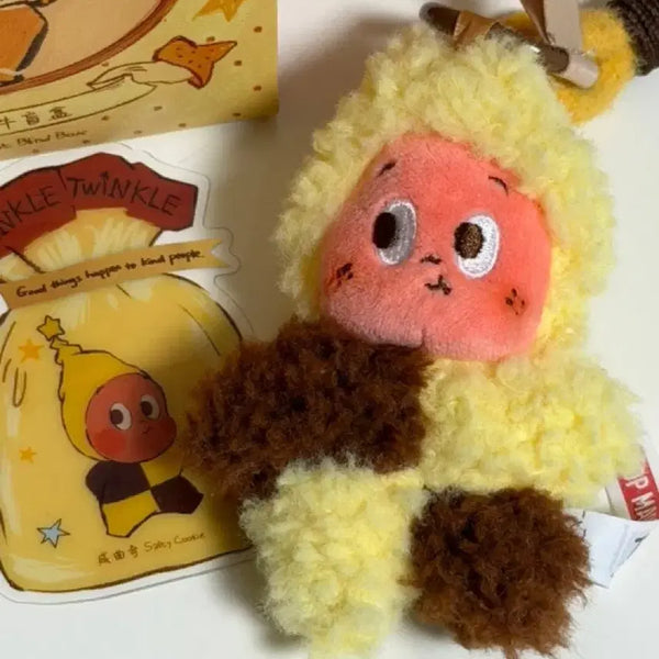 [BUNJANG] Pop Mart Little Star Baking Cookie Salted Cookie Plush Keychain / [정품] 팝마트 작은별 구움 과자 솔티 쿠키 인형 키링