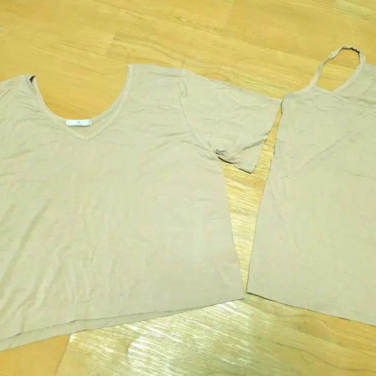 [BUNJANG] Sleeveless and Short-Sleeve T-Shirt Set / 나시.티 세트 새거 66까지