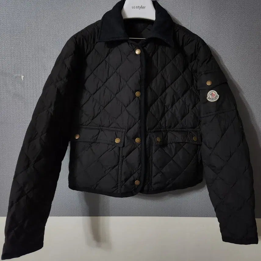 [BUNJANG] Moncler Cropped Quilted Jacket / 몽클레어 크롭 누빔 자켓