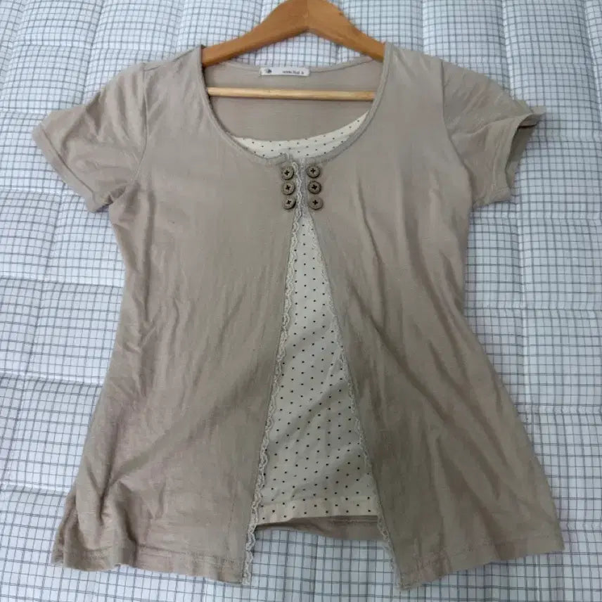 [BUNJANG] Comomori Came Vintage Suzuko Vintage Bee Print Short Sleeve T-Shirt / 코코모리 /카메빈티지 /스즈코/ 빈티지 바선생 반팔