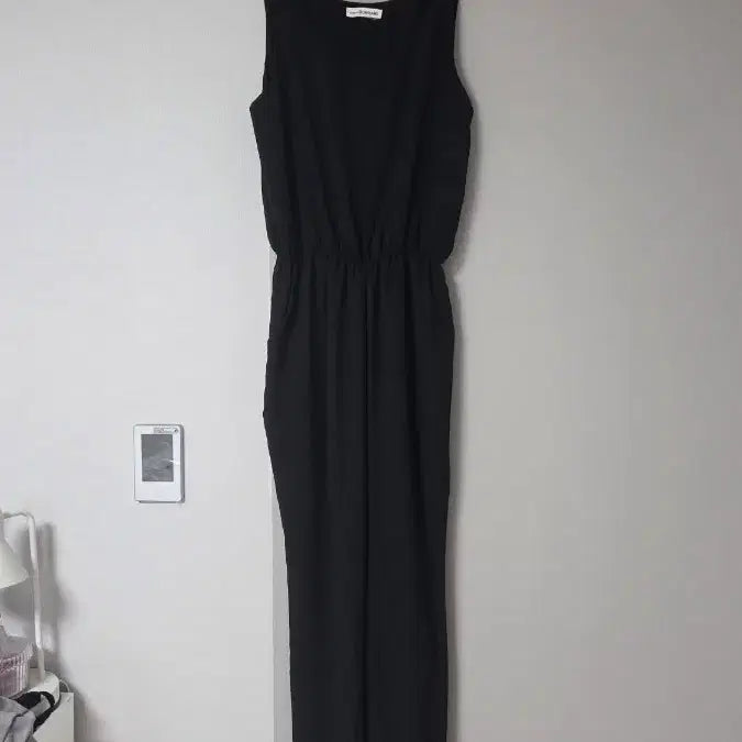 [BUNJANG] Sleeveless Jumpsuit Pants / 시원한  블랙 점프수트 바지