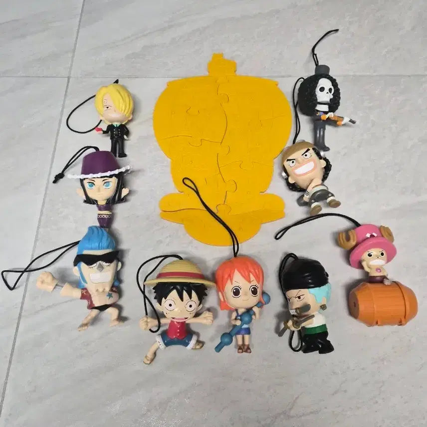 [BUNJANG] McDonald's One Piece Happy Meal Figure 9-Piece Set (2015) / 2015년 맥도날드 원피스 피규어 9종 세트 해피밀세트