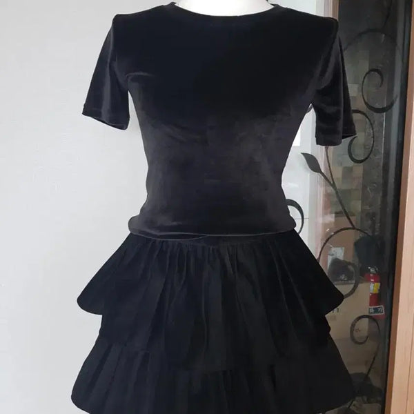 [BUNJANG] Black Velvet Frill Two-Piece Set / 블랙 벨벳 프릴 투피스