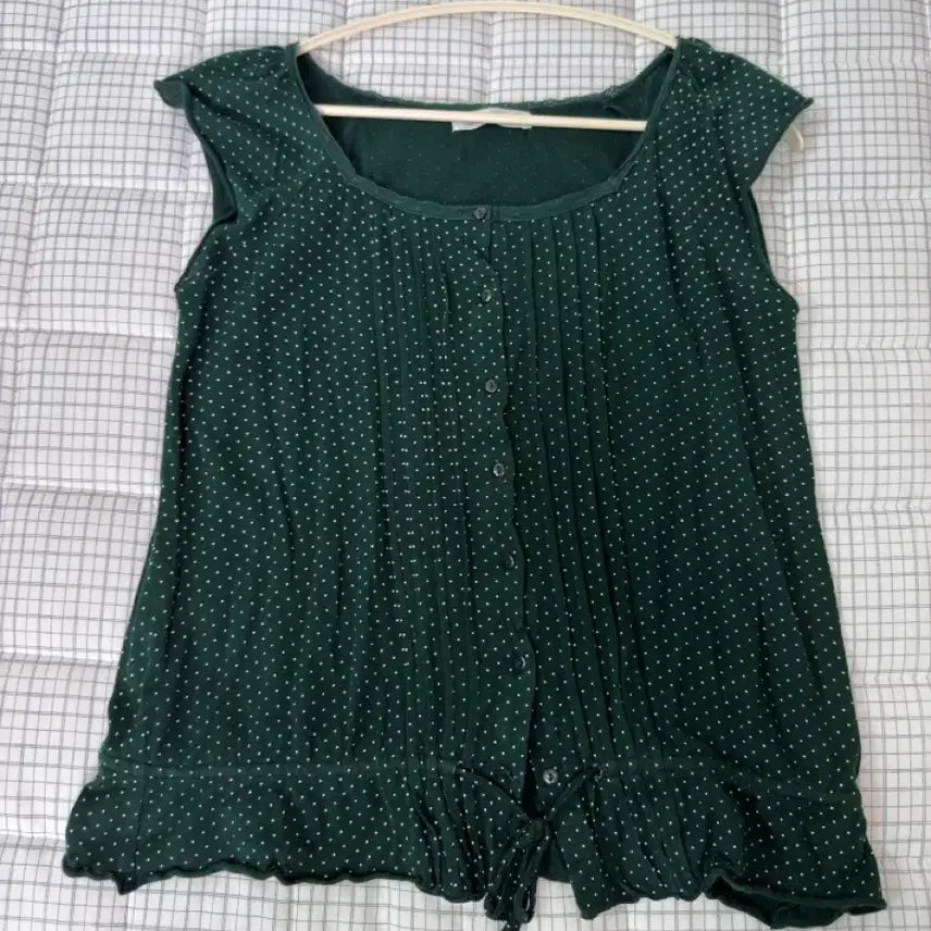 [BUNJANG] Camivintage Suzuko Green Dot Sleeveless Top / 카메빈티지/코코모리/스즈코 그린 도트 민소매