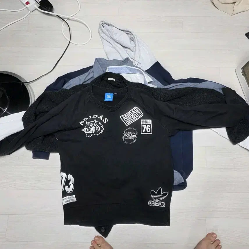 [BUNJANG] Adidas Originals Crewneck Sweatshirt Black / 아디다스 오리지널스 맨투맨 블랙
