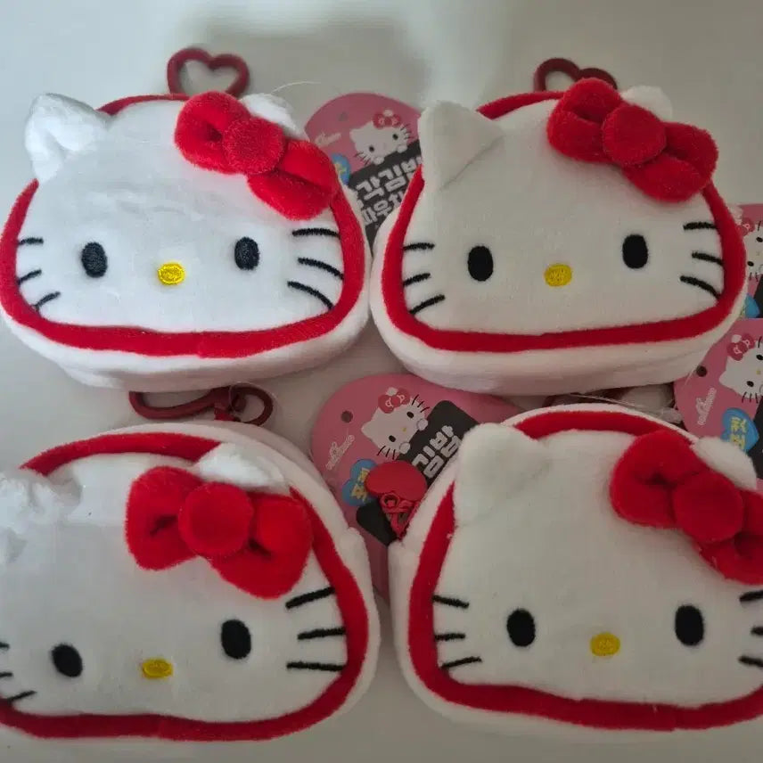 [BUNJANG] Sanrio Hello Kitty Triangle Gimbap Pouch Keyring / 산리오 헬로키티 얼굴 삼각김밥 파우치 키링