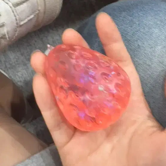 [BUNJANG] Strawberry Squishy Stress Ball Toy / 딸기말랑이팜니다
