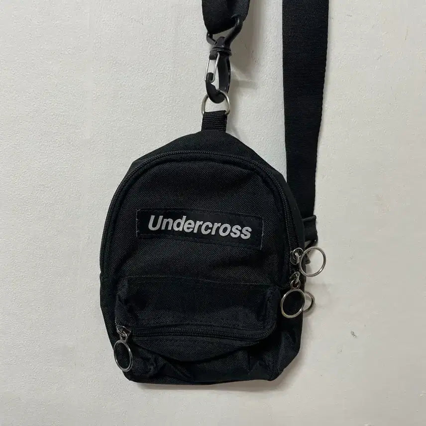 [BUNJANG] Undercross Sling Bag Crossbody Bag / 언더크로스 슬링백 크로스백 가방 정품