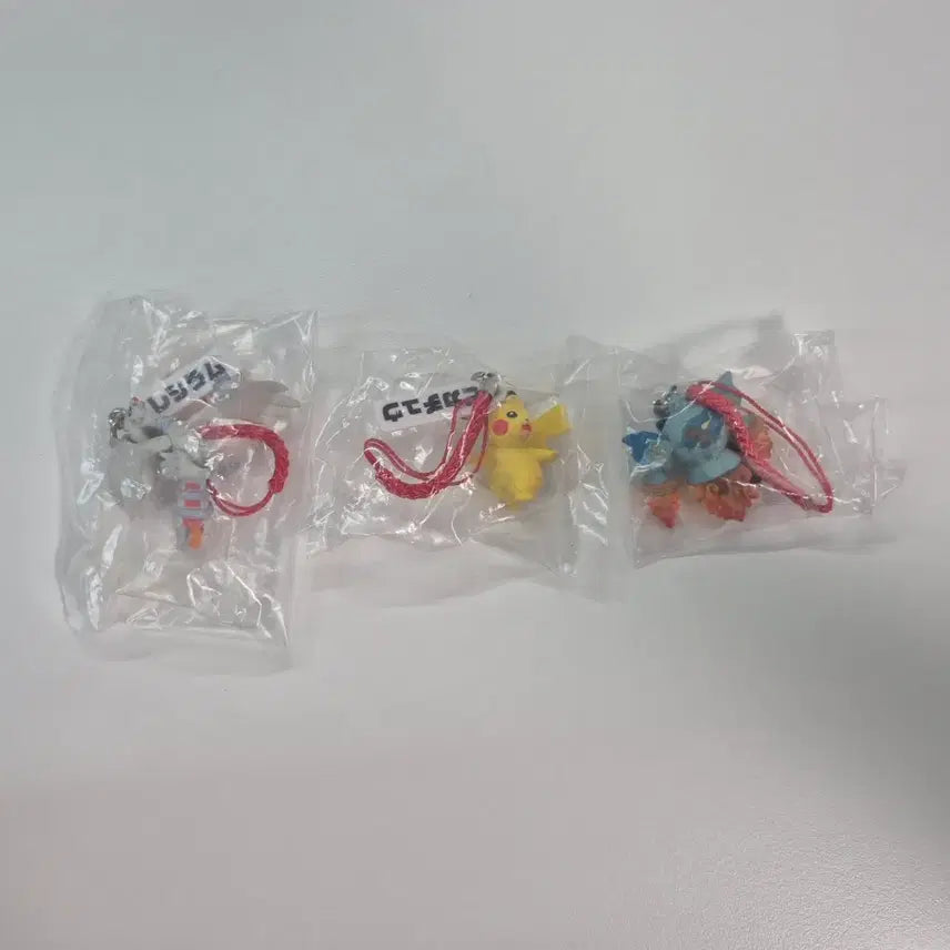 [BUNJANG] Pokemon BW Movie Gacha Strap Keychain Figure Set / 포켓몬 포켓몬스터 BW 극장판 5세대 가챠 스트랩 키링 피규어 레시라무