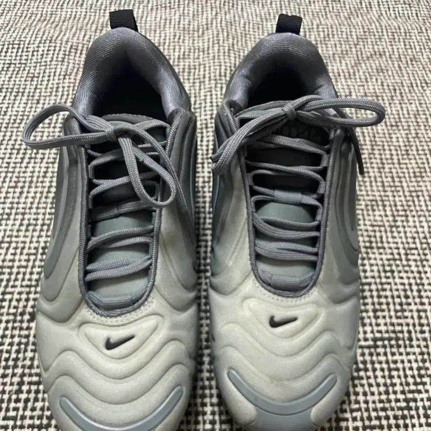 [BUNJANG] Nike Air Max 720 Carbon Grey / 나이키 에어맥스 720