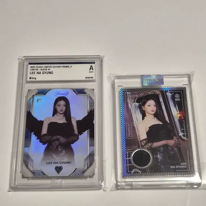 [BUNJANG] fromis_9 Nakyung Black Grade Card + Match-Used Relic Card Bundle / 프로미스나인 테레카 이나경블랙 등급 카드+실착 렐릭 카드 묵음