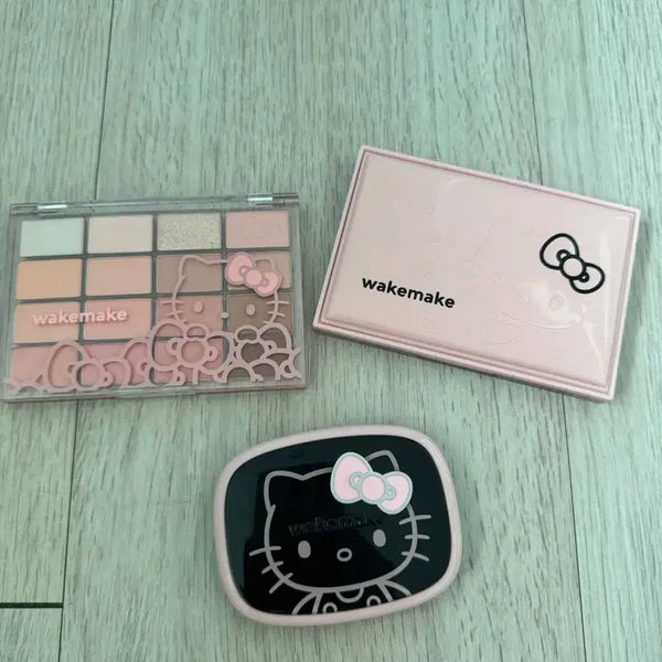 [BUNJANG] WAKEMAKE Hello Kitty Shadow Palette Bundle Set / 웨이크메이크 헬로키티 섀도우팔레트 일괄