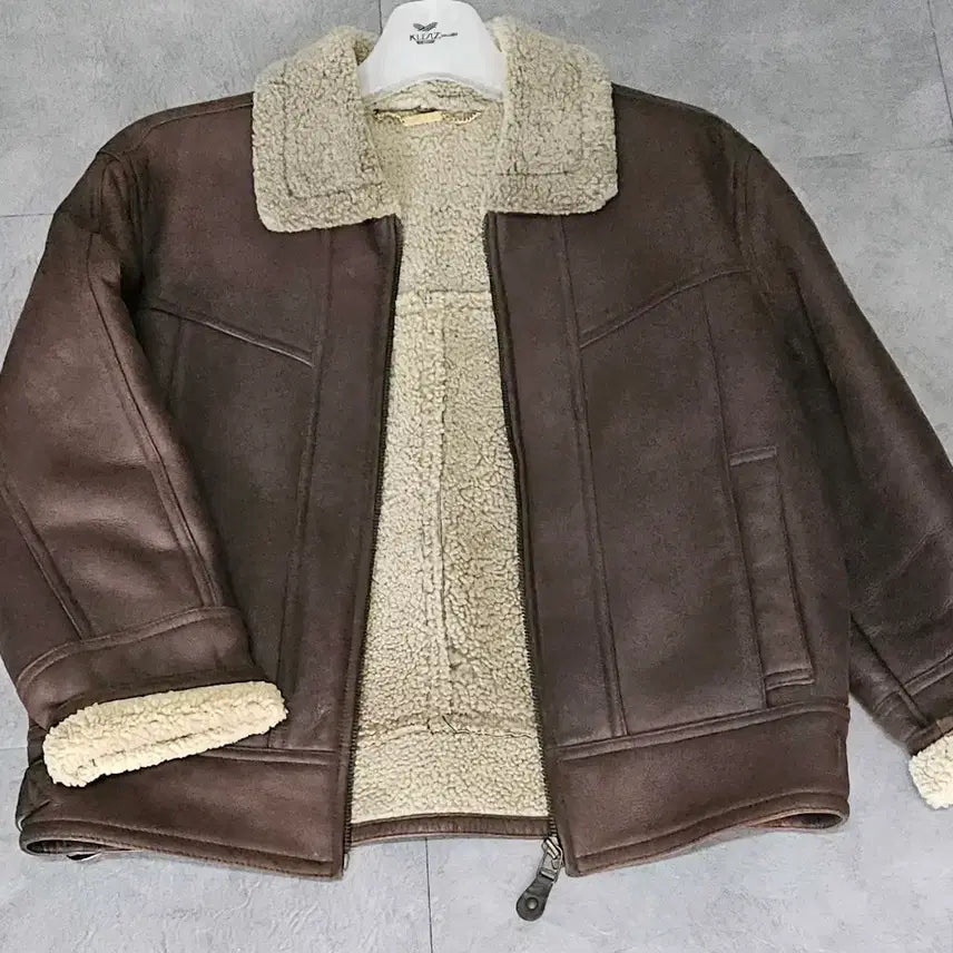 [BUNJANG] Basso Natural Wool Mustang Jacket / 바쏘 천연 양모 무스탕 95