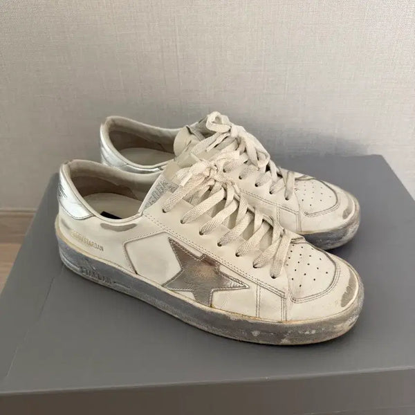 [BUNJANG] Golden Goose Men's Starland Low Top Sneakers White Silver / 골든구스 남성 스타단로우탑 화이트실버GMF00128F00218780185