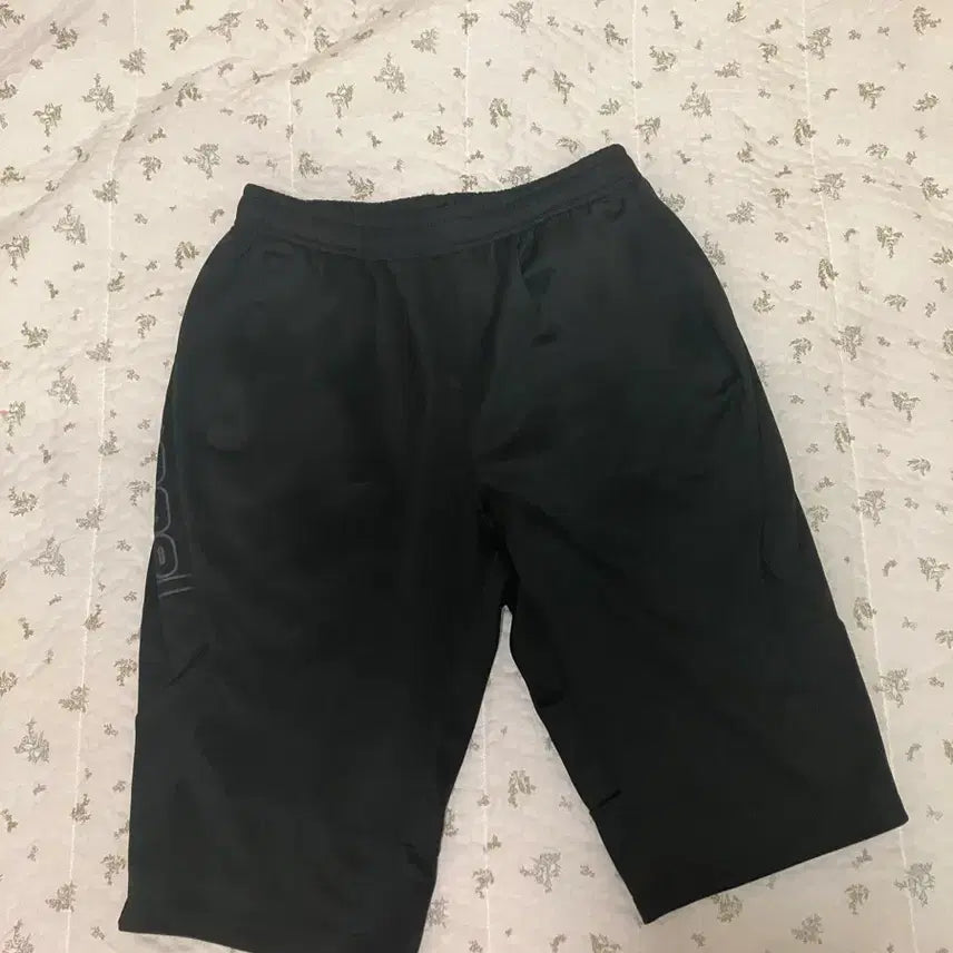 [BUNJANG] Hummel 7-Point Soccer Pants Black Size 100 / 험멜 7부 바지 100