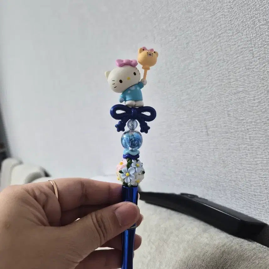 [BUNJANG] Handmade Hello Kitty Pen / 키티 수제펜