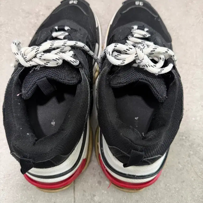 [BUNJANG] Balenciaga Triple S Black Red / 발렌시아가 트리플S 블랙 레드