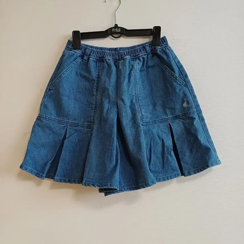 [BUNJANG] Beanpole Denim Culotte Pleats Shorts / 빈폴 데님 큐롯 플리츠 판매합니다