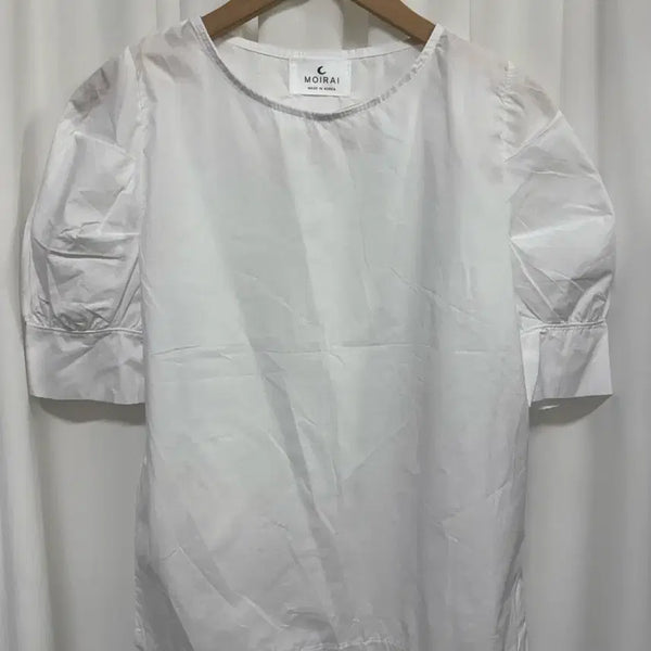 [BUNJANG] MOIRAI Puff Sleeve Blouse White / MOIRAI 화이트 퍼프 소매 블라우스