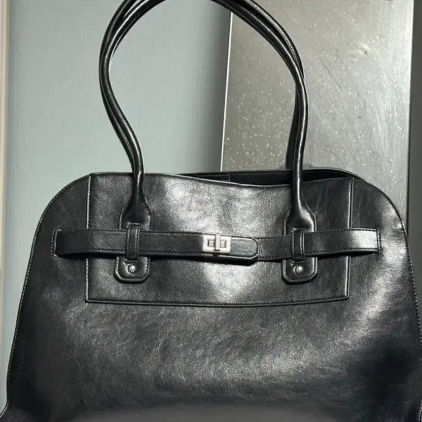 [BUNJANG] Drawfit Monarch Leather Belted Shoulder Bag / 드로우핏 모나크 레더 벨티드 숄더백 free 새상품