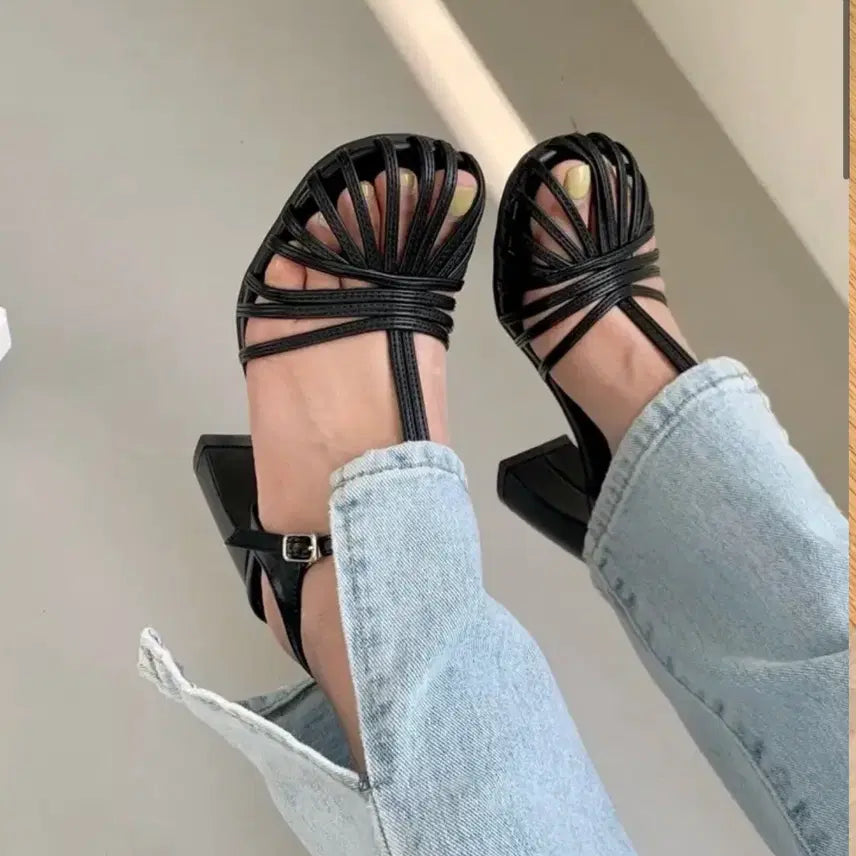 [BUNJANG] Black Gladiator Strap Heels (240) / 블랙 글래디에이터 스트랩 힐 (240)